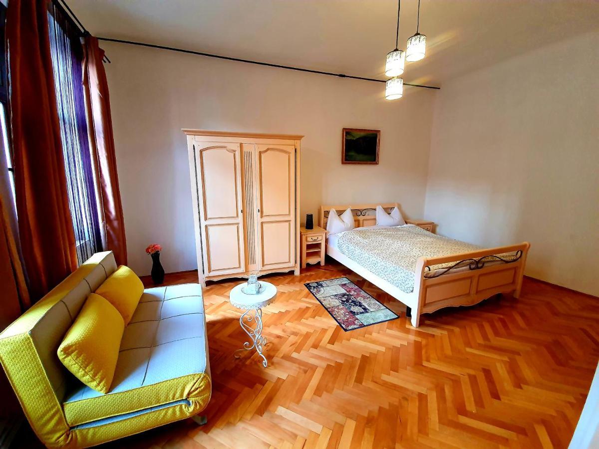 Maximus Apartament *